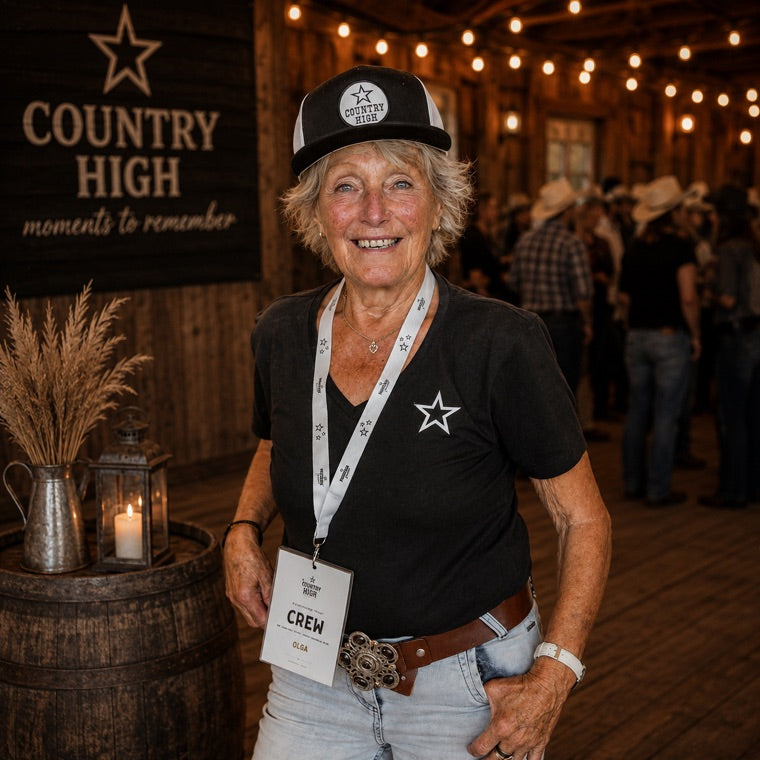 Olga aus der COUNTRY HIGH Crew