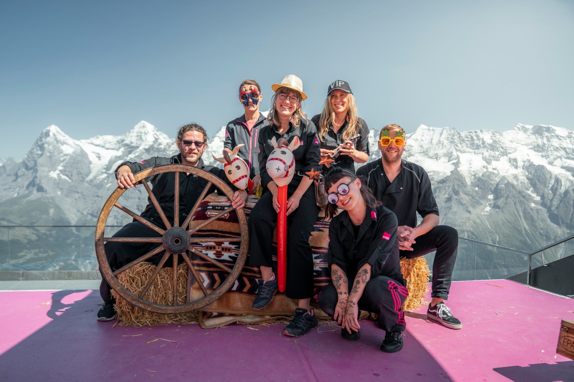 COUNTRY HIGH Crew mit Partnern